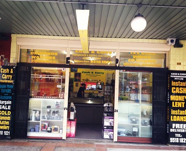 Cash And Carry Pawnbrokers store photo