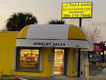 Daytona Pawn and Jewelry store photo