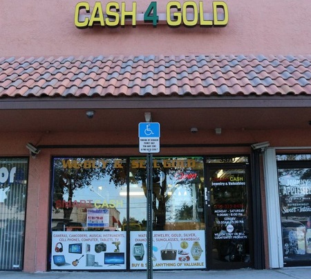 Smart Cash 4 Gold & Luxury store photo