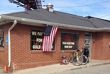 Pawn International photo