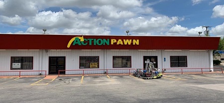 Action Pawn - S I H 35 store photo