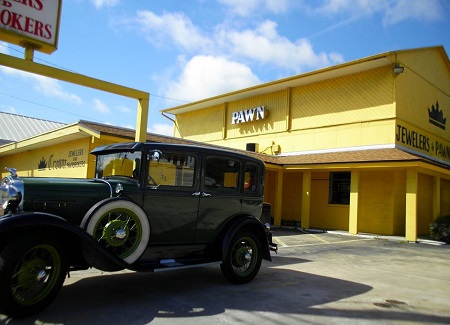 Crown Jewelers and Pawnbrokers store photo