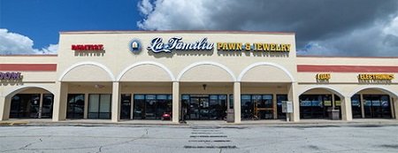 La Familia Pawn - E Colonial Drive store photo